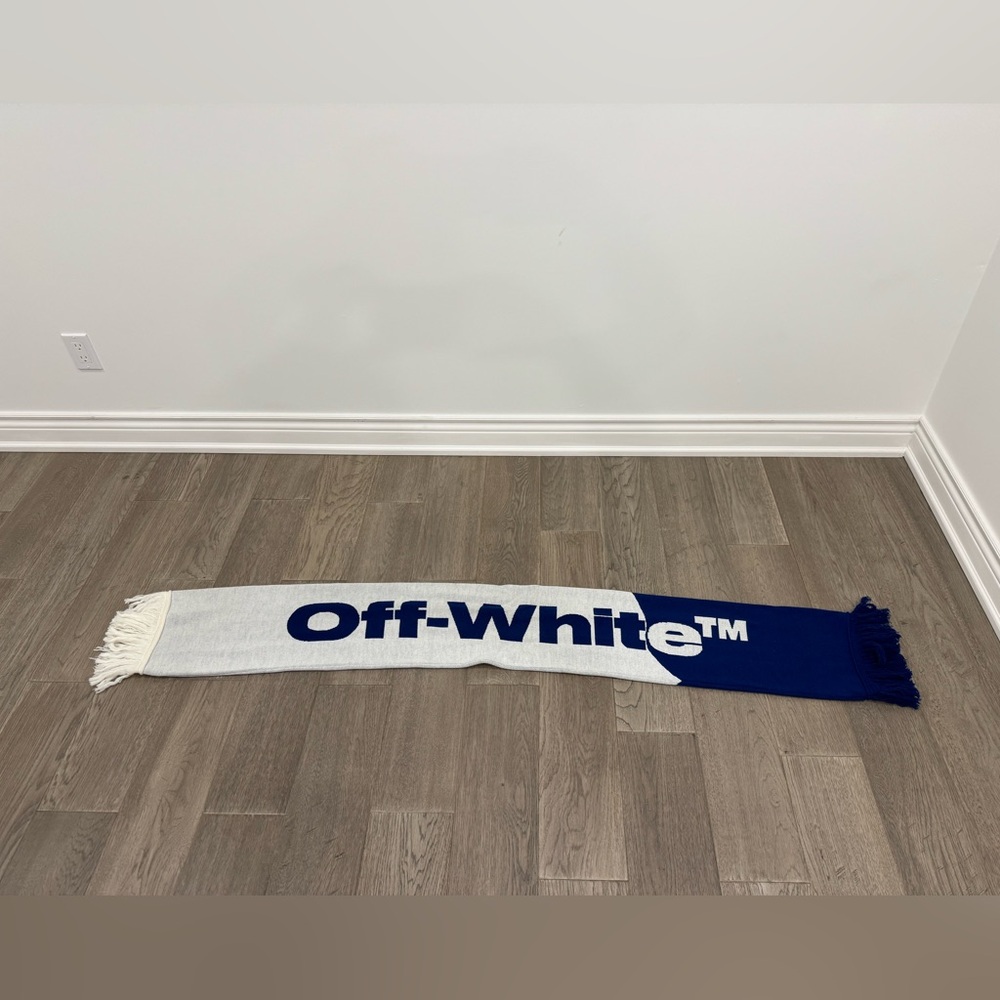 NEW Off-White Scarf. One size